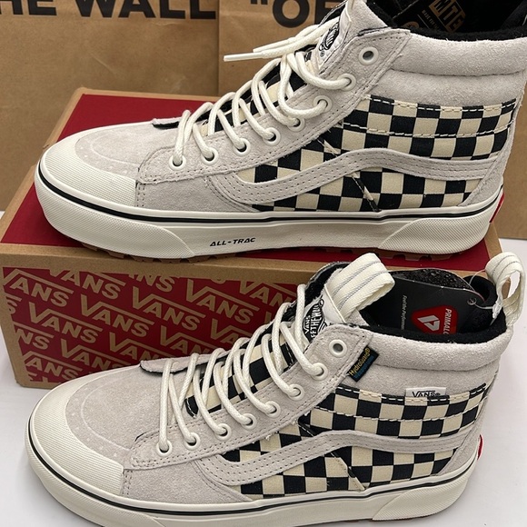 Vans Men’s Sk8-Hi Mte-2 Marshmallow/Checkerboard
VN0007NK6LC
Boots Cold Weather - Picture 4 of 16